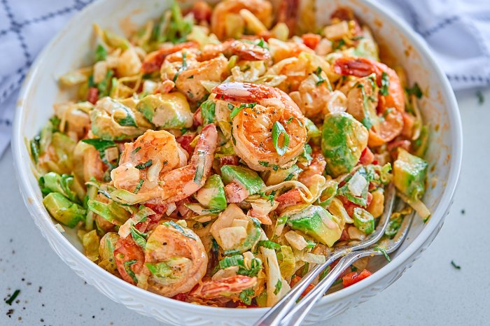 Fresh avocado shrimp salad recipe